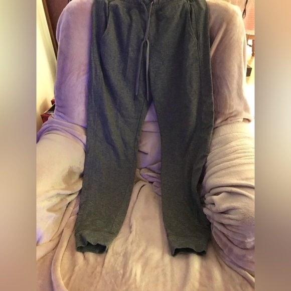 American Eagle joggers - Picture 4 of 11